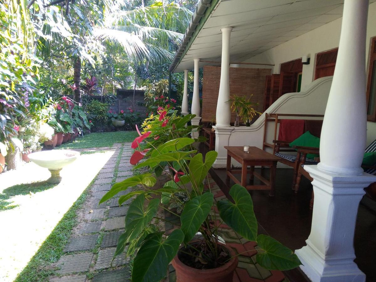 Sansala Guesthouse & Restaurant Tangalle Exteriér fotografie