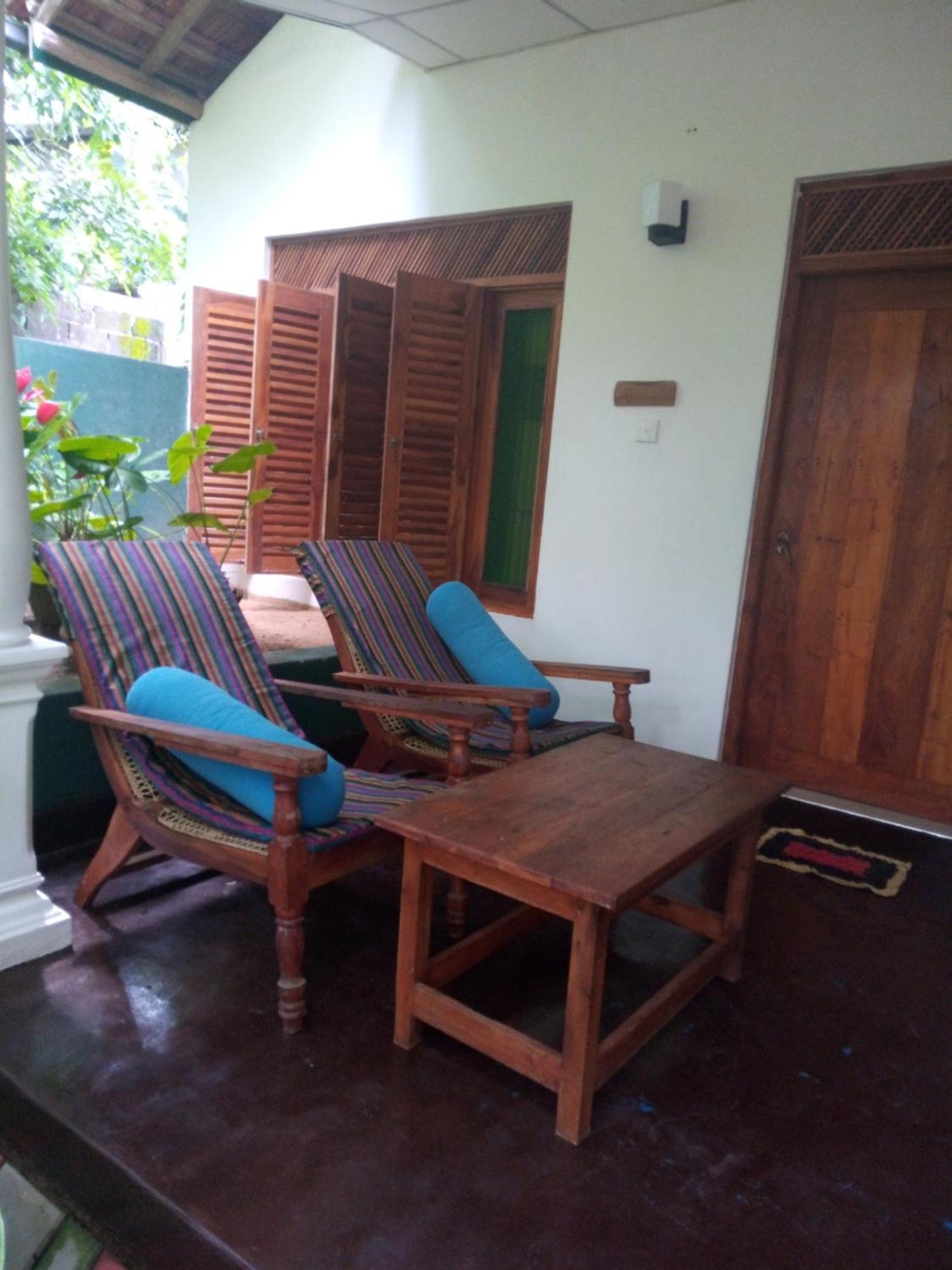 Sansala Guesthouse & Restaurant Tangalle Pokoj fotografie