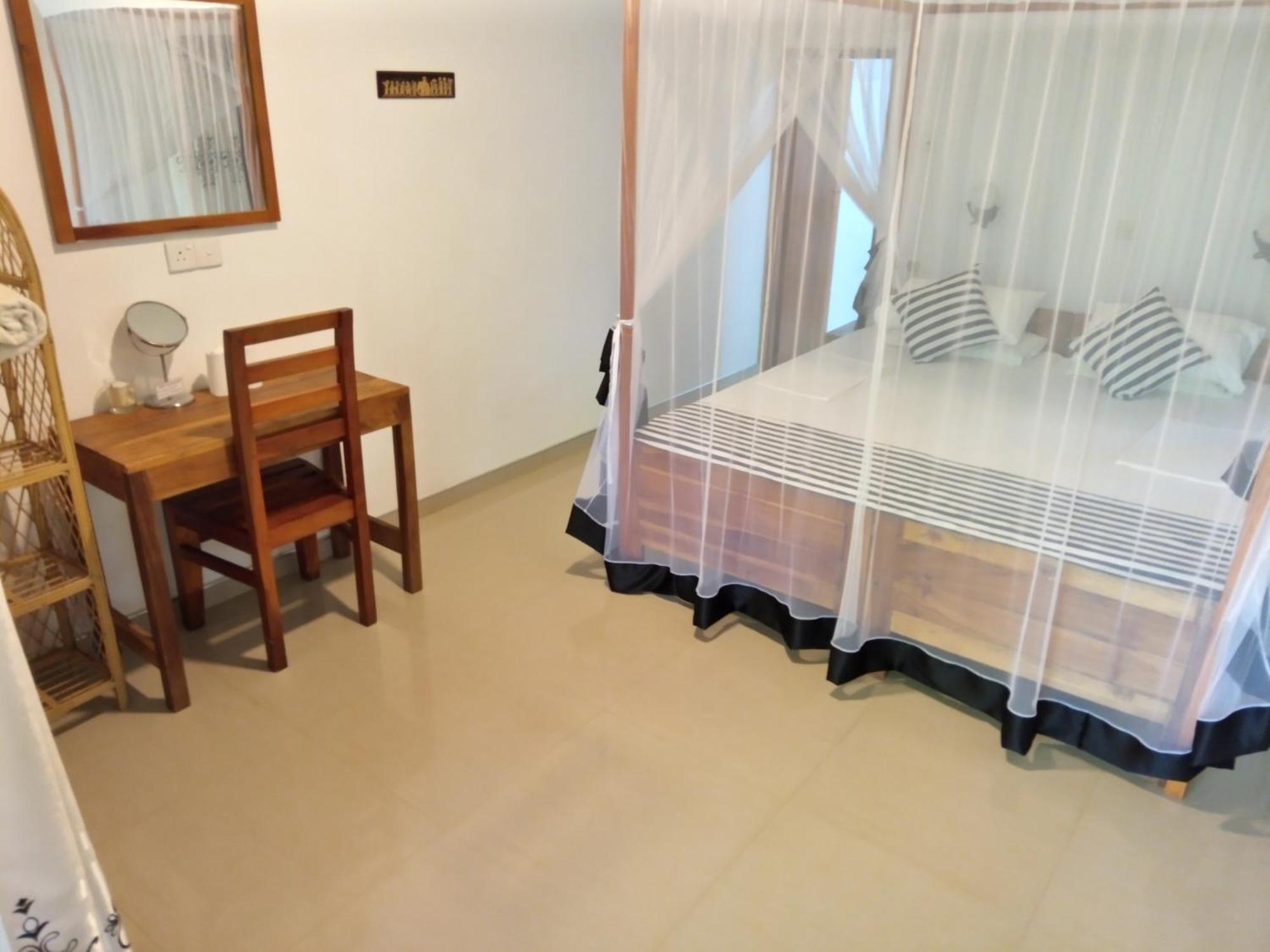 Sansala Guesthouse & Restaurant Tangalle Pokoj fotografie