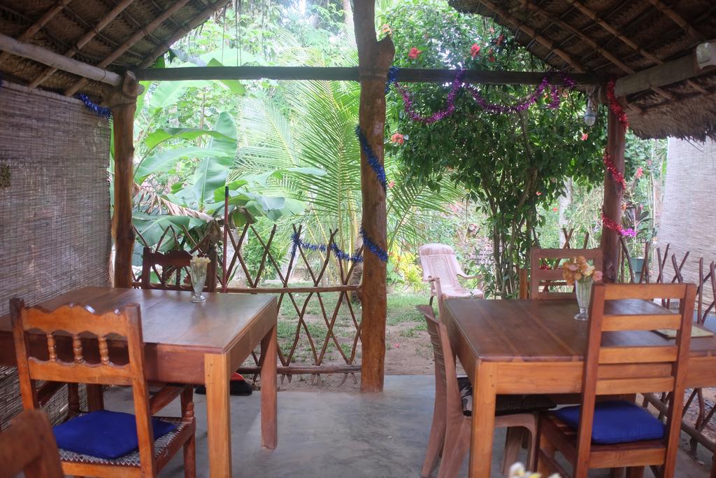 Sansala Guesthouse & Restaurant Tangalle Exteriér fotografie