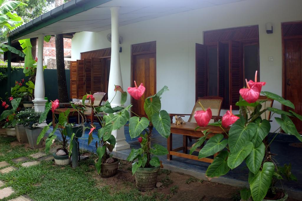 Sansala Guesthouse & Restaurant Tangalle Exteriér fotografie