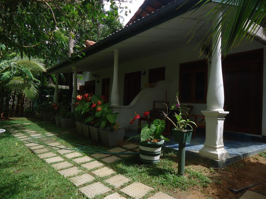 Sansala Guesthouse & Restaurant Tangalle Exteriér fotografie